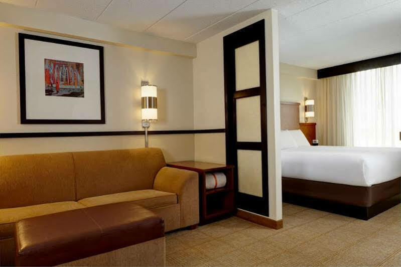 Hyatt Place Roanoke Airport / Valley View Mall Hotel Buitenkant foto